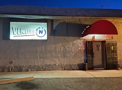 Gay Tucson Now|Venture ' N Gay Bar Tucson Reviews